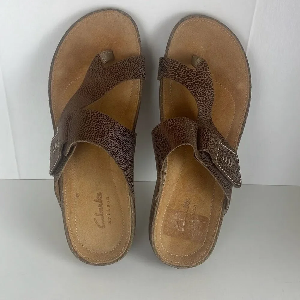 Clarks Artisan Collection Copper Metallic Stingray Embossed Leather Sandals 5.5